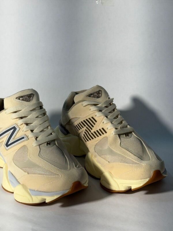 12092024150426126new-balance-creme-5.jpg
