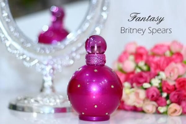 24092024150046306fantasy-britney-spears-3.jpg