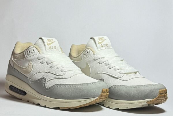 09102024185336866nike-air-max-1-ultra-2-0-branco-cinza-bege-4.jpg