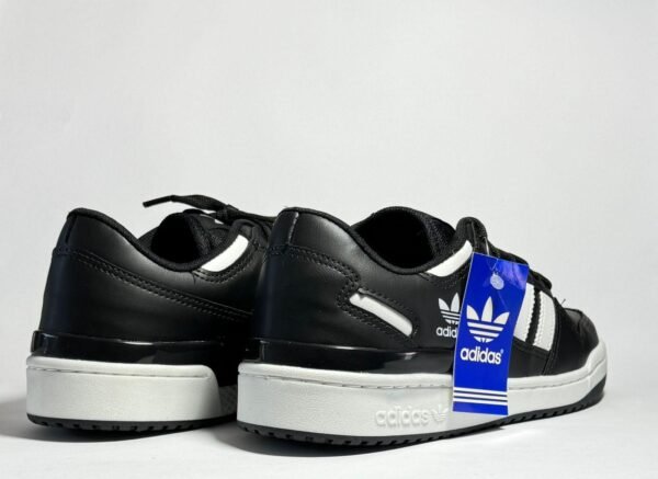15102024193623597adidas-forum-preto-branco-4.jpg