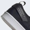 1109202421241633slip-on-preto-branco-5.jpg