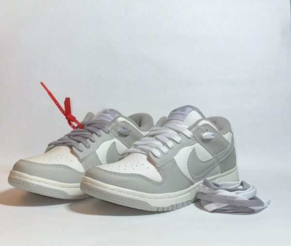 22102024144920502nike-dunk-low-branco-cinza-2.jpg