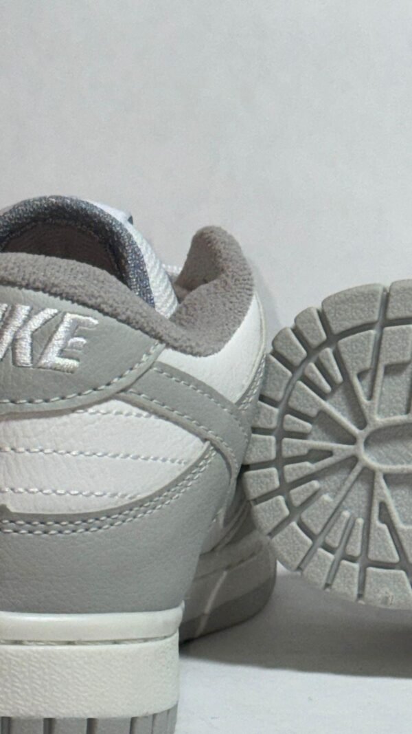 22102024144941171nike-dunk-low-branco-cinza-9.jpg